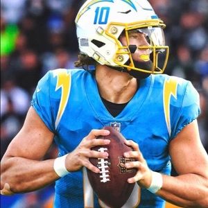 Meet your Posher, Ethan